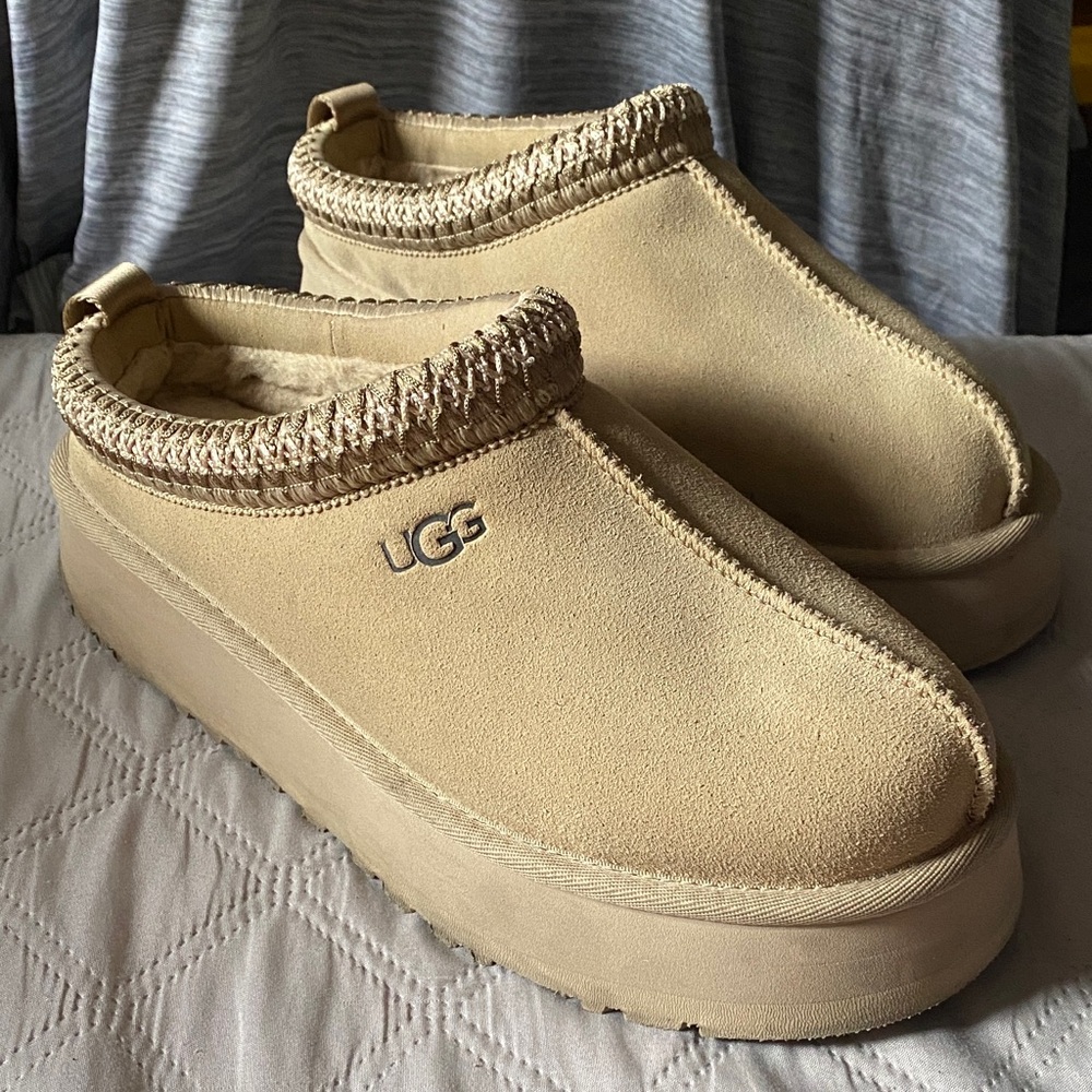 UGG Beige Suede Platform Shoes